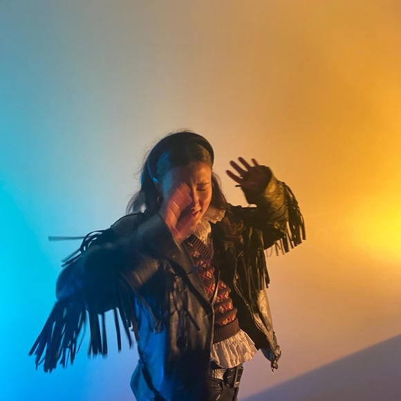 Meet your Posher, Lucy - Picture 1 of 1